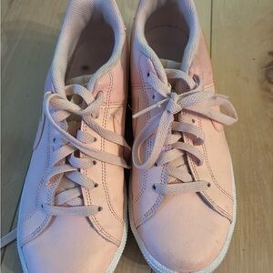 Nike Light Pink Women's Sneakers